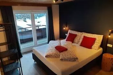 Majatalo Gästehaus Enzian