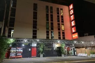 Palacio Rojo Hotel Familiar