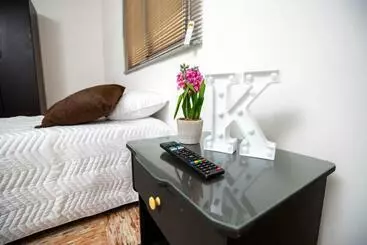 Pensão Komodo Alojamiento Hostal Autoservicio, Ubicado Muy Cerca Al Centro Histórico Baño Privado, Wifi