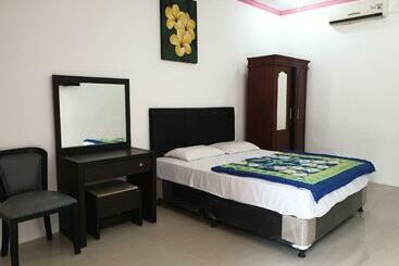 בית מלון כפרי Spot On 90732  Wisata Indah