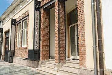 هتل Isabella Boutique