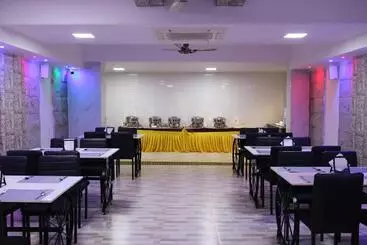 Hotel Sk Riverfront