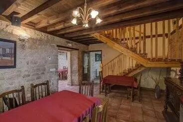 茅舍 La Morada Del Cid Burgos