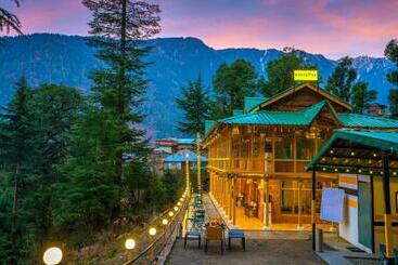 The Hosteller Shangarh, Sainj Valley