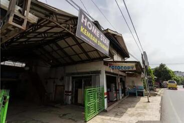 Hotel Home Stay Kembar Syariah Redpartner