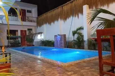 Hotelli Hospedaje Ola Marina