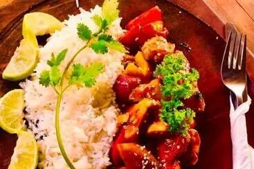 Backpack Beach Hostel & Reggae Bar