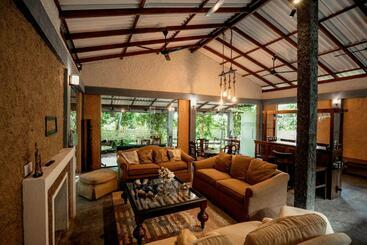 Hotel Arsulana Eco Lodge & Spa