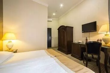 בית מלון כפרי Optima Collection Medievale Lviv