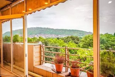 Hotel Gold Leaf, Udaipur