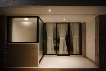 膳宿费 Umah Dayuh