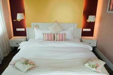 فندق Domeniul Greaca