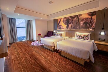 Hotel The Gaurs Sarovar Premiere