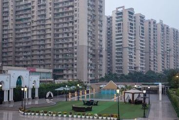 Hotell The Gaurs Sarovar Premiere