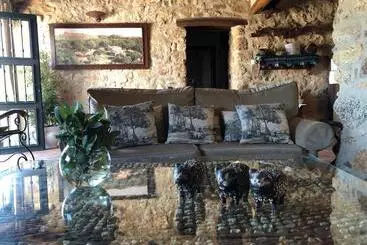 آپارتمان‌های توریست‌ها Apartamentos Rurales La Macera