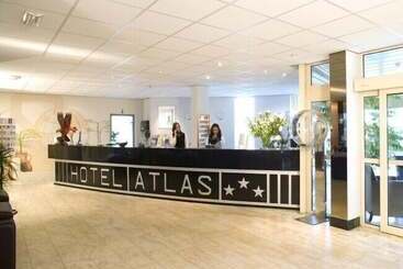 Atlas Hotel Holiday