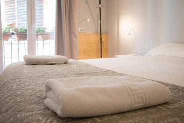 فندق فئة نجمة واحدة Kaixo Rooms