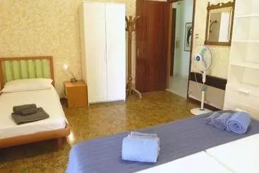 Жильё для туристов La Bouganville Apartments