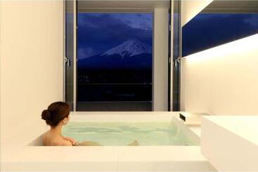 פנסיון The Garden Vacation Stay 69190v