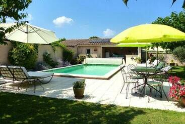 ベッドアンドブレックファースト Le Clos De Calas