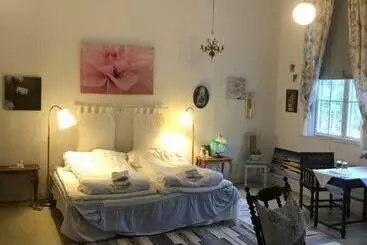 Långhedgården Bed & Breakfast