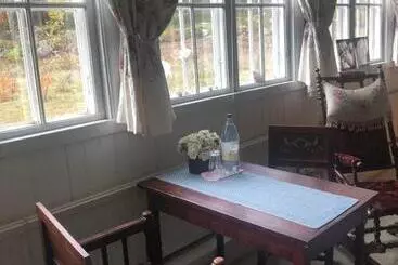 Långhedgården Bed & Breakfast