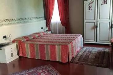 ベッドアンドブレックファースト Residence Meuble' Cortina