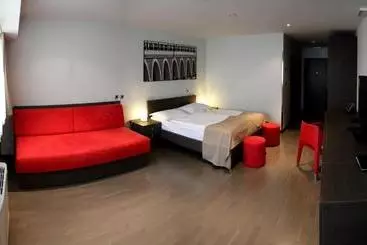 هتل آپارتمان Gloria