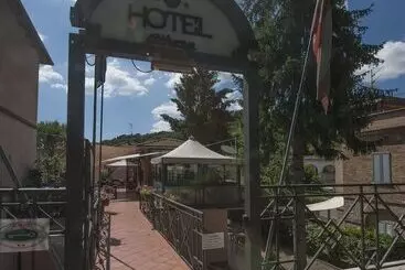 בית מלון כפרי Athena