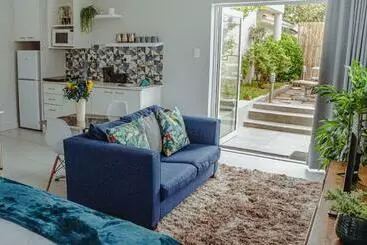 ペンション Kingsbeach Cottages