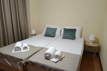 펜션 Central House