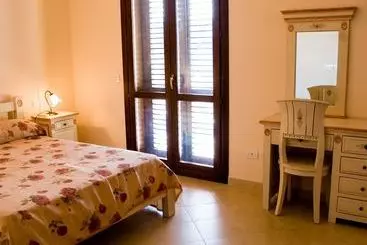 별장 Eneide Residence