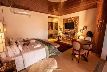 ペンション Pousada Quatro Estações