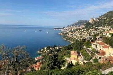 مبيت وإفطار Soutariba