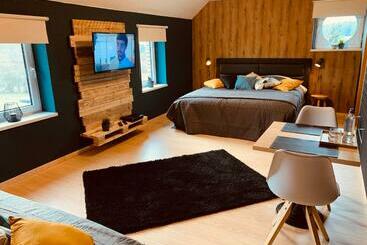 مبيت وإفطار La Chambre D En Haut