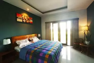 Pensiune Tamiu Guesthouse At Desa Wisata Keramas Near Keramas Surf Beach