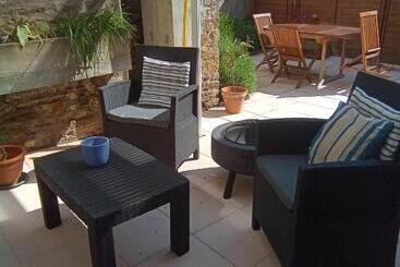 Aamiaismajoitus (B&B) La Chambre De La Boule D  Or