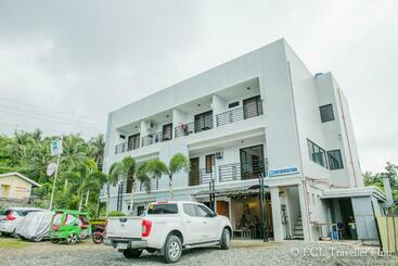 Herberge Ecl Travellers Inn