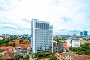 Grand Swiss Belhotel Darmo