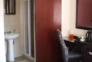 ペンション Monacco Guest House