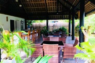 Cabagnow Seaside Resort