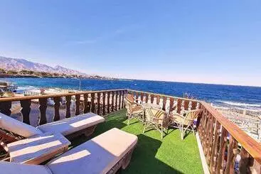 هتل آپارتمان The Spot Villa