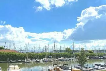 Aamiaismajoitus (B&B) Who S Anton For You Or Two, Monnickendam Near Amsterdam