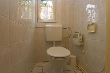 ユースホステル Monteurhaus Arbeiterunterkunft Haus Markus Suhl