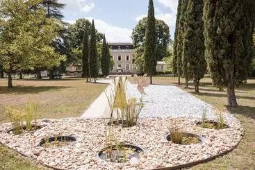 ベッドアンドブレックファースト Château Destinée