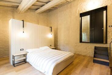 مبيت وإفطار Villa Saccomani