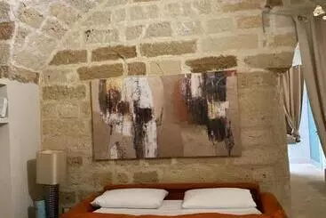 Aamiaismajoitus (B&B) Palazzo De Carlo E Il Parco Dei 7 Pozzi