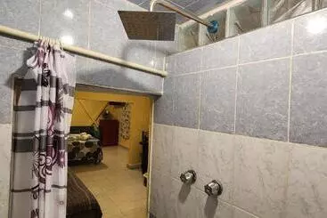 پانسیون Departamentos Muy Cercanos Al Aeropuerto T2 Wifi Free