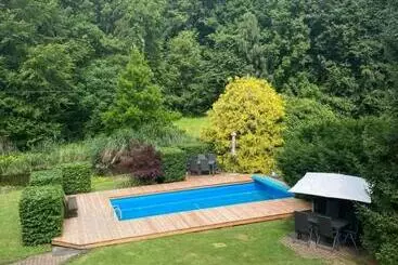 Aamiaismajoitus (B&B) Ferienhof Kröger