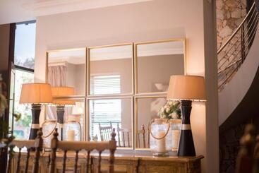 فندق Potch Manor Boutique Guest House